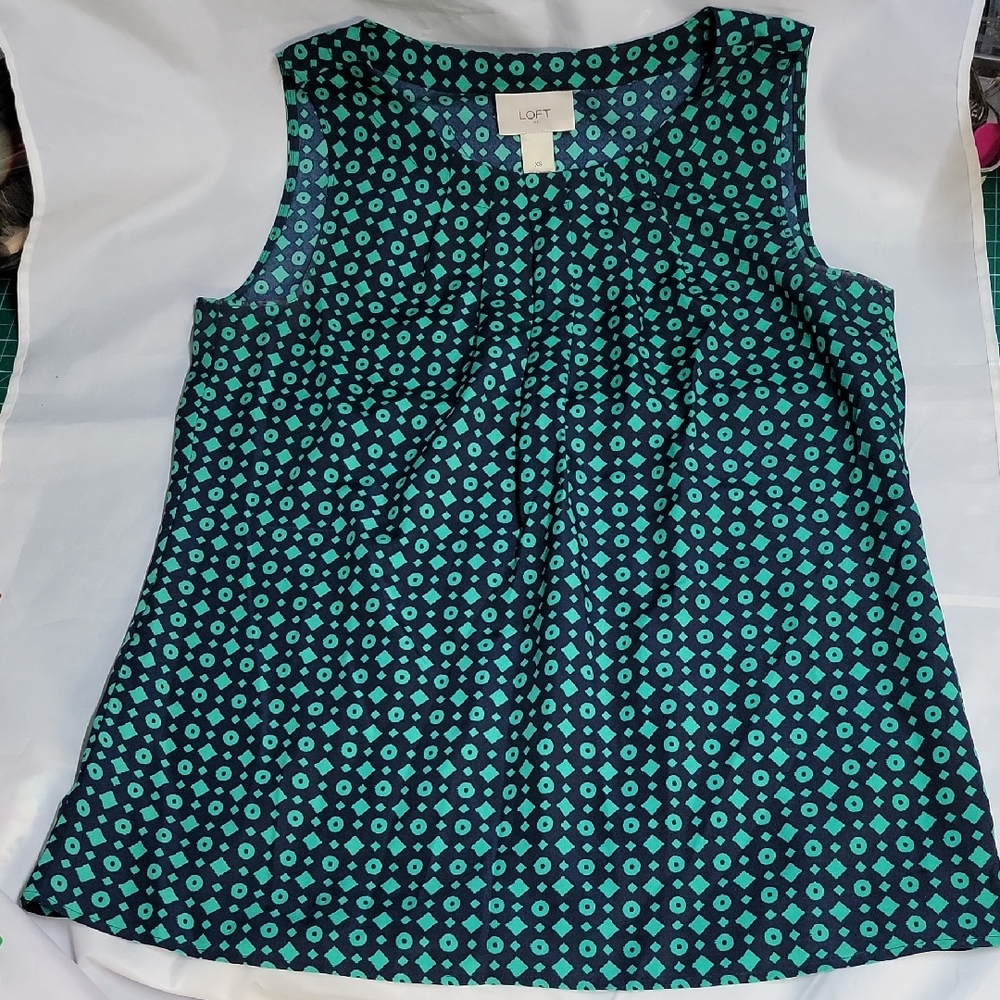 LOFT Sleeveless Blouse - Teal and Navy Geometric Polyester XS